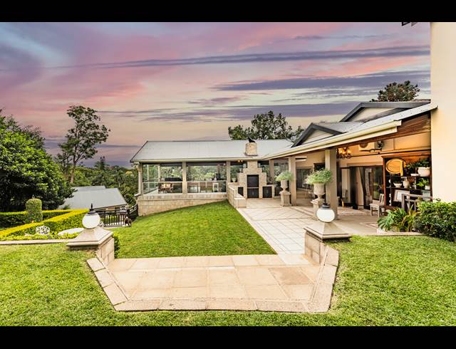 6 BEDROOM FREEHOLD FOR SALE IN COWIES HILL